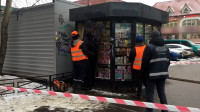 В Петербурге снесли 39 незаконных киосков и прилавков