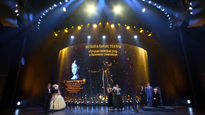 Мария Абашова получила «Золотой софит» за роль Аркадиной в спектакле «Чайка. Балетная история»