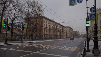 Новый светофор установили на перекрестке Суворовского и Кавалергардской