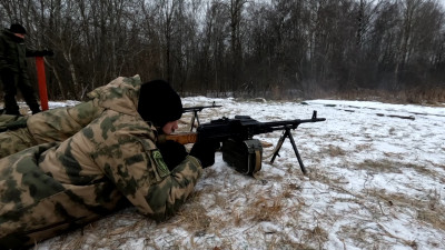 В Ленобласти росгвардейцы-участники СВО помогли подготовить мобилизованных к боевым действиям