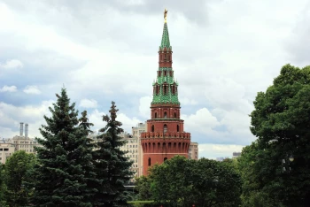 В Кремле заявили, что вводить военное положение в России не будут