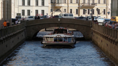 За девять месяцев Петербург посетили почти 6,5 млн туристов