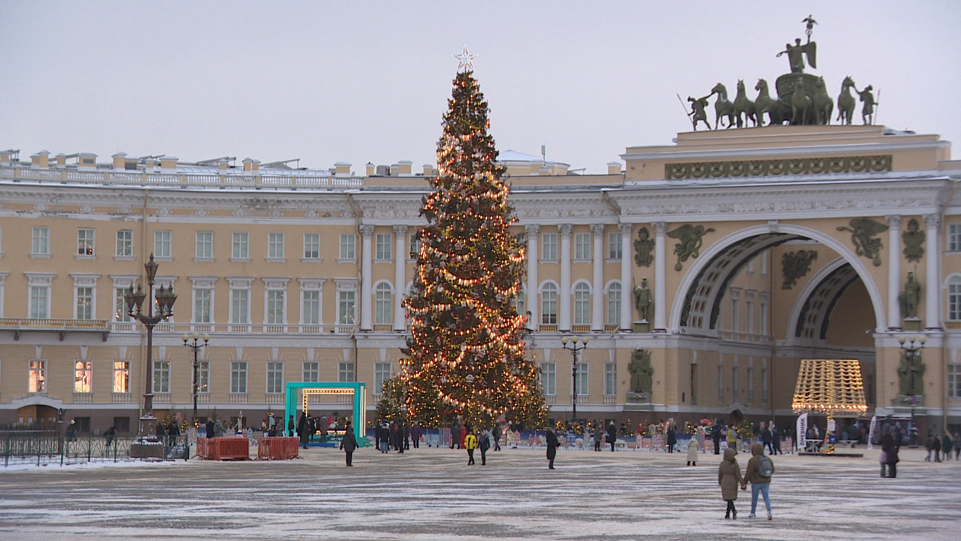 дворцовая площадь сейчас