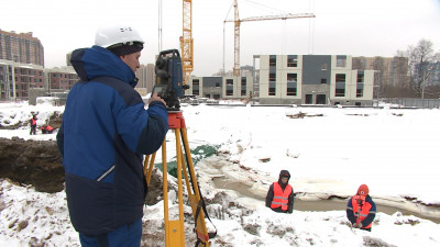 Кабмин направит более 5,6 млрд на строительство социальных объектов и дорог в регионах