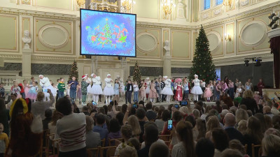 В академической Капелле провели новогодний праздник для детей военнослужащих