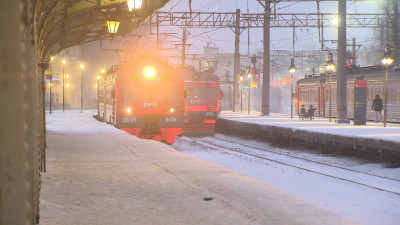 Электрички в тактовом режиме запустили из Санкт-Петербурга в Павловск