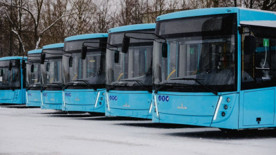 Петербург получил 33 автобуса для «Пассажиравтотранса»