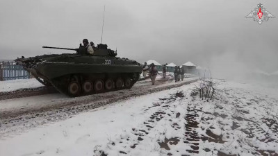 Военные России в Белоруссии приступили к ротным тактическим учениям