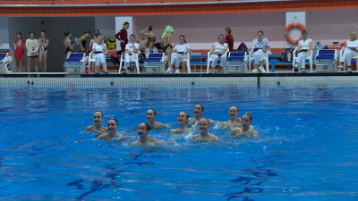 Около 200 спортсменов примут участие в первенстве Петербурга по синхронному плаванию