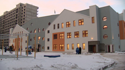 35 новых домов на 1 992 квартиры приняли петербуржцев за месяц