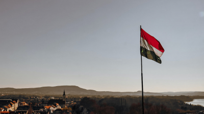 В Венгрии заявили о неизбежном поражении ЕС при вражде с Китаем