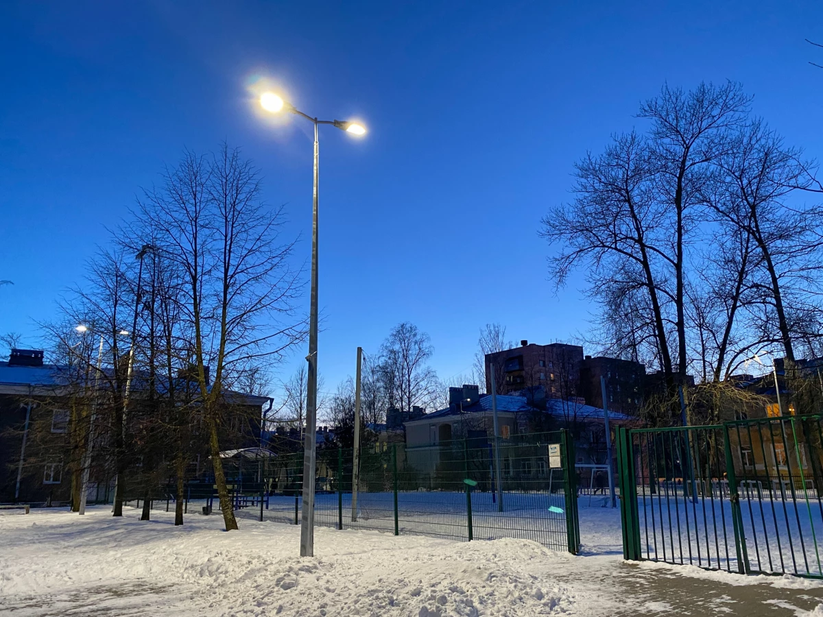 В Петербурге за четыре года установили 25 тысяч светильников - tvspb.ru