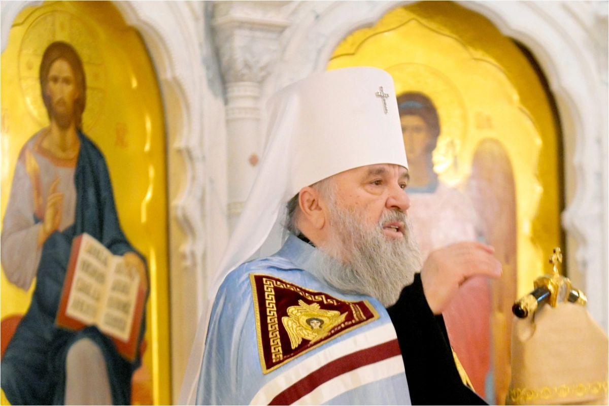 Митрополит Варсонофий совершил Божественную литургию в Скорбященском храме - tvspb.ru