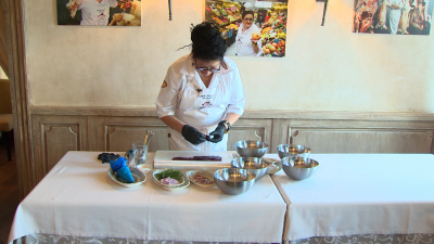 Шеф-повар Маруся Наумова поделилась уникальным рецептом селедки под шубой