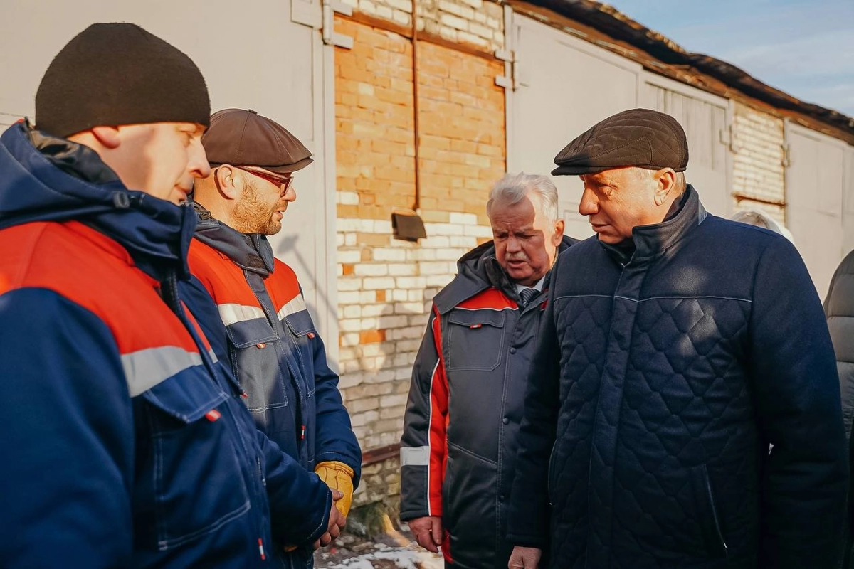 Александр Беглов проверил готовность снегоприемного пункта в Петродворцовом районе - tvspb.ru