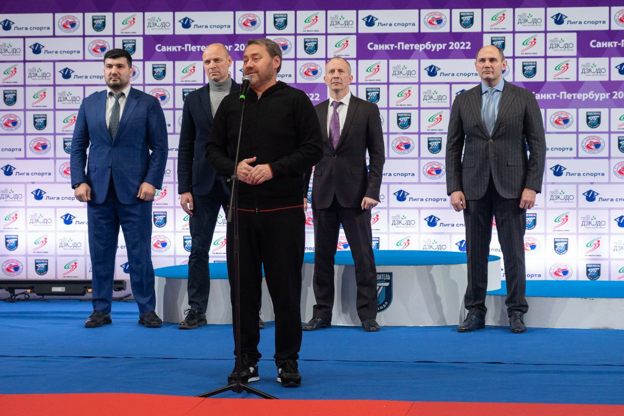 Дзюдо олимпийские игры из дагестана. Тагир газпром питер. Тагир хайбулаев дзюдо. Угурчиев магомед дзюдо. Дзюдо олимпийские игры из дагестана.