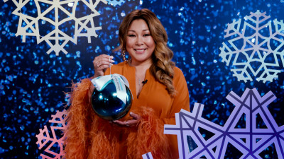 «Мы всегда будем с вами»: Анита Цой поздравила петербуржцев с наступающим Новым годом