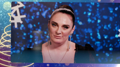 «Главное – будьте здоровы»: Елена Ваенга поздравила петербуржцев с Новым годом