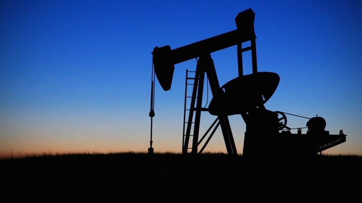 Bloomberg: нефтегазовые доходы РФ выросли в феврале - tvspb.ru