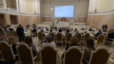 В Мариинском дворце депутаты Законодательного собрания подвели итоги уходящего года