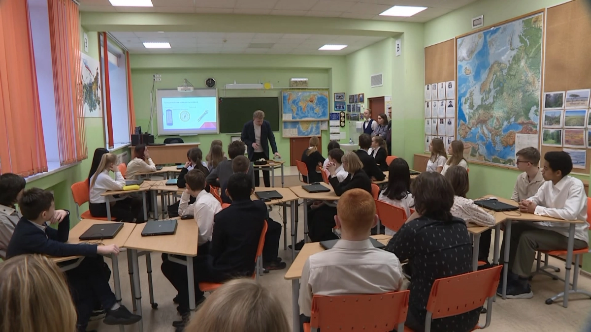 Ветераны СВО будут преподавать «Основы безопасности и защиты Родины» в школах - tvspb.ru