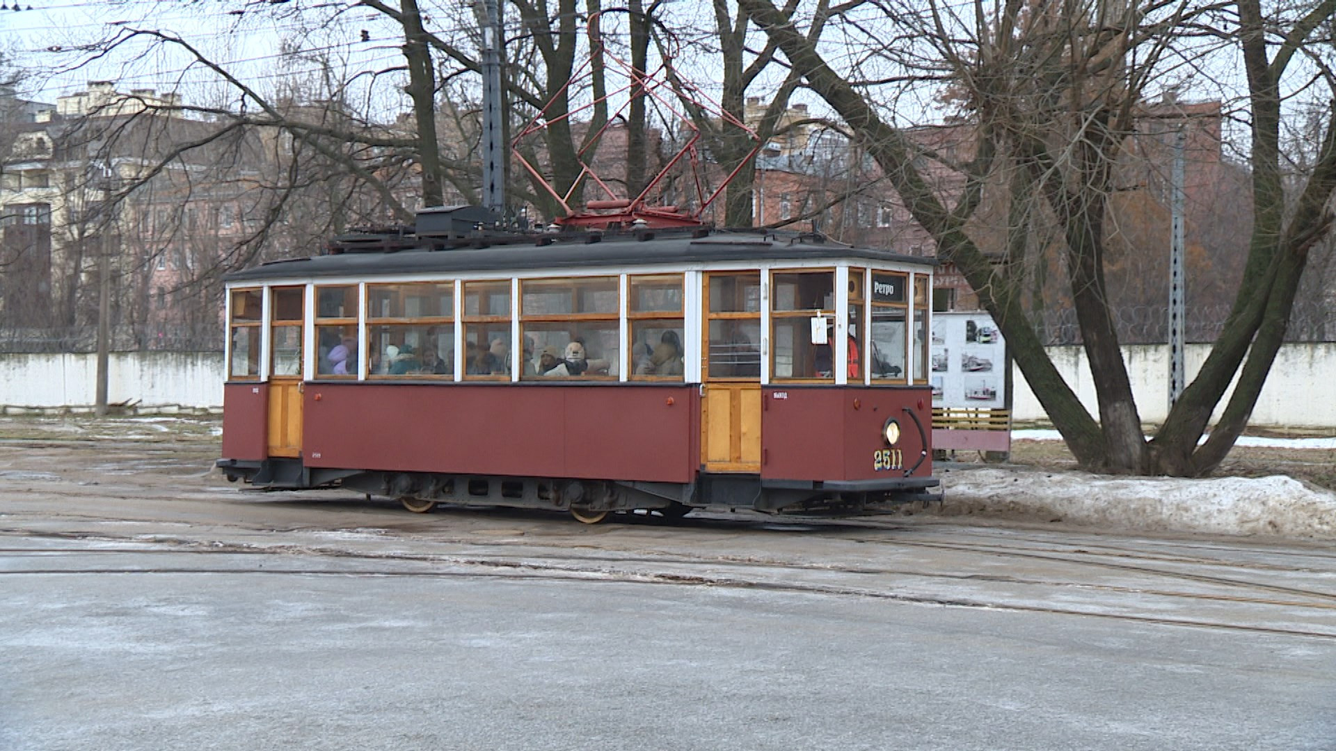 Символ жизни и победы: Как в блокадном Ленинграде курсировали трамваи