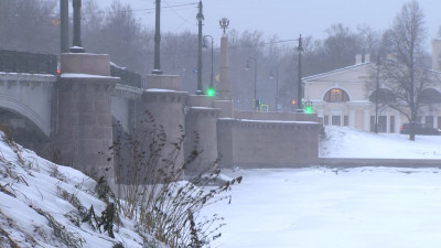 В Петербурге объявили «желтый» уровень опасности из-за ветра