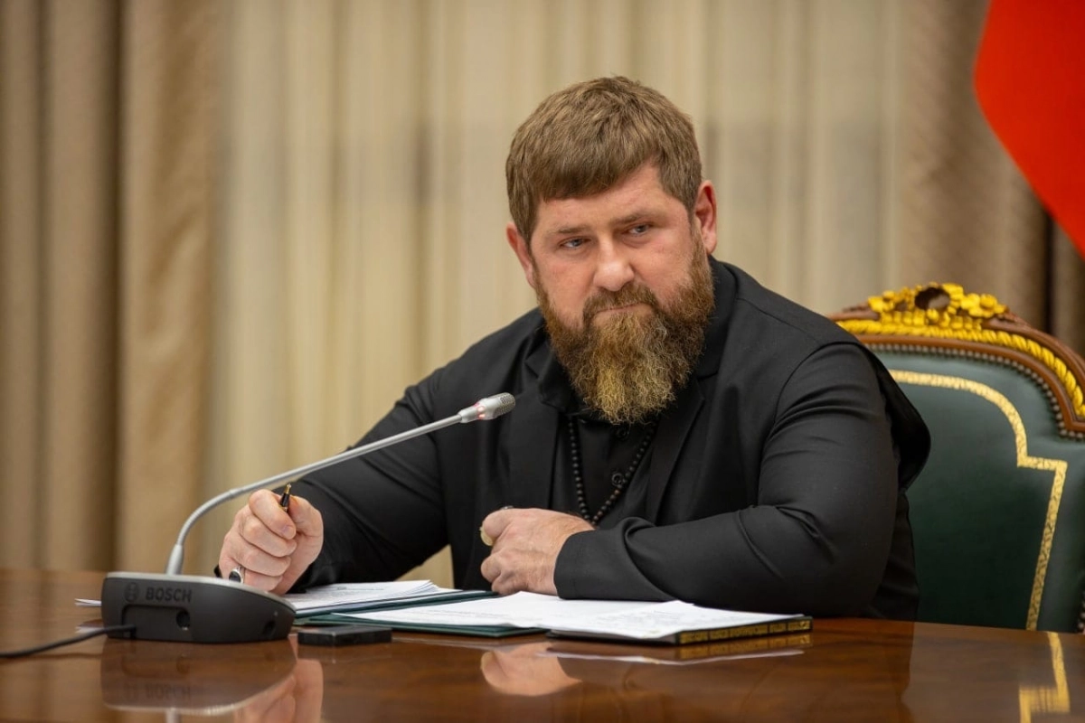 Рaмзaн Кaдыров объявил нaгрaду в 10 миллионов рублей зa взятие живыми солдaт ВСУ, поджигaвших Корaн - tvspb.ru