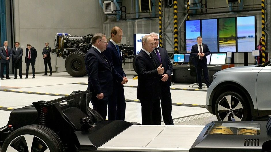 Первые серийные электромобили E-Neva могут сойти с конвейера в 2026 году - tvspb.ru