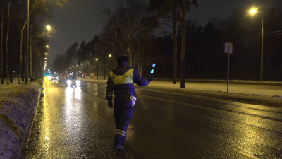 Около 250 пьяных водителей остановили за два дня на дорогах Петербурга и области