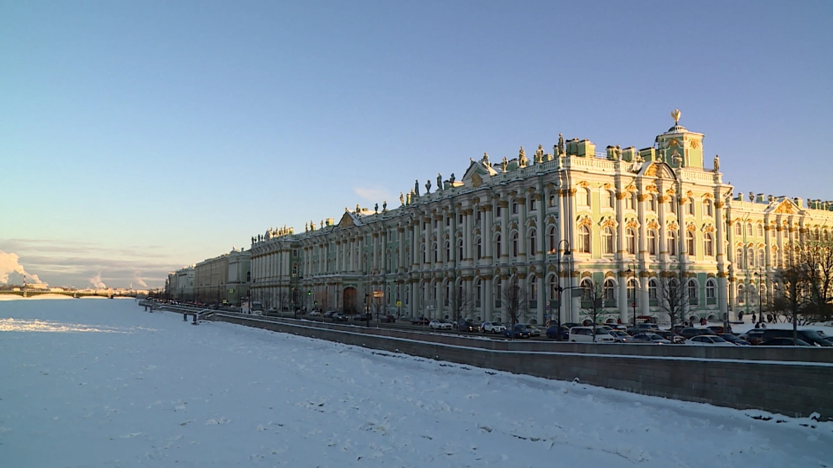 Эрмитаж стал лидером среди музеев России по посещаемости в новогодние праздники - tvspb.ru