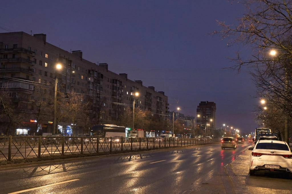 На улице Димитрова во Фрунзенском районе стало светлее - tvspb.ru