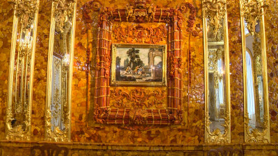 Искусствовед рассказала, как в Царском Селе спасали от захватчиков Янтарную комнату