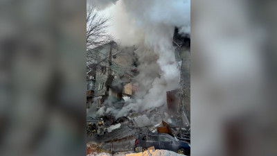 По 100 тысяч рублей выплатят потерявшим квартиры при взрыве газа в Новосибирске
