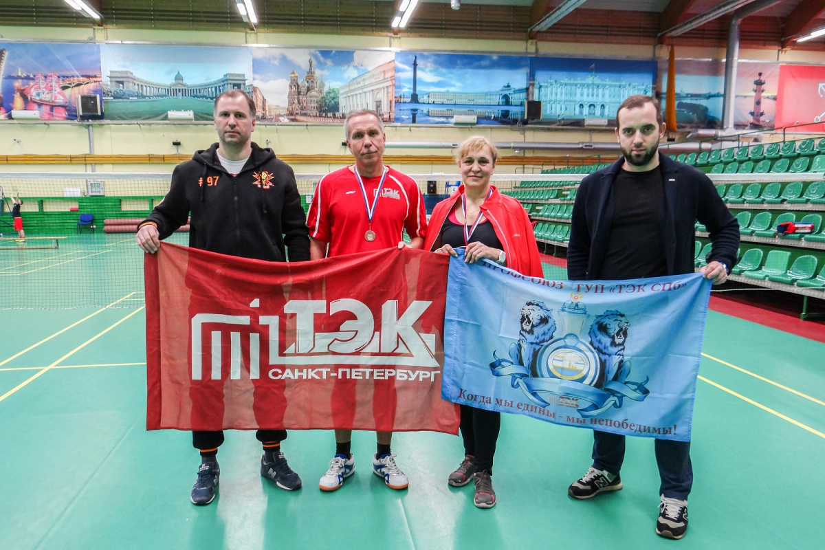 Спортсмены ТЭКа завоевали бронзу на городских соревнованиях по бадминтону - tvspb.ru
