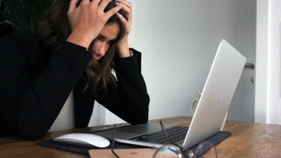 Психолог Архипова назвала способы борьбы с хронической усталостью на работе