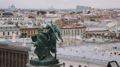 «Я вернулся в мой город, знакомый до слёз»: в Петербург приедет первая после пандемии группа китайских туристов