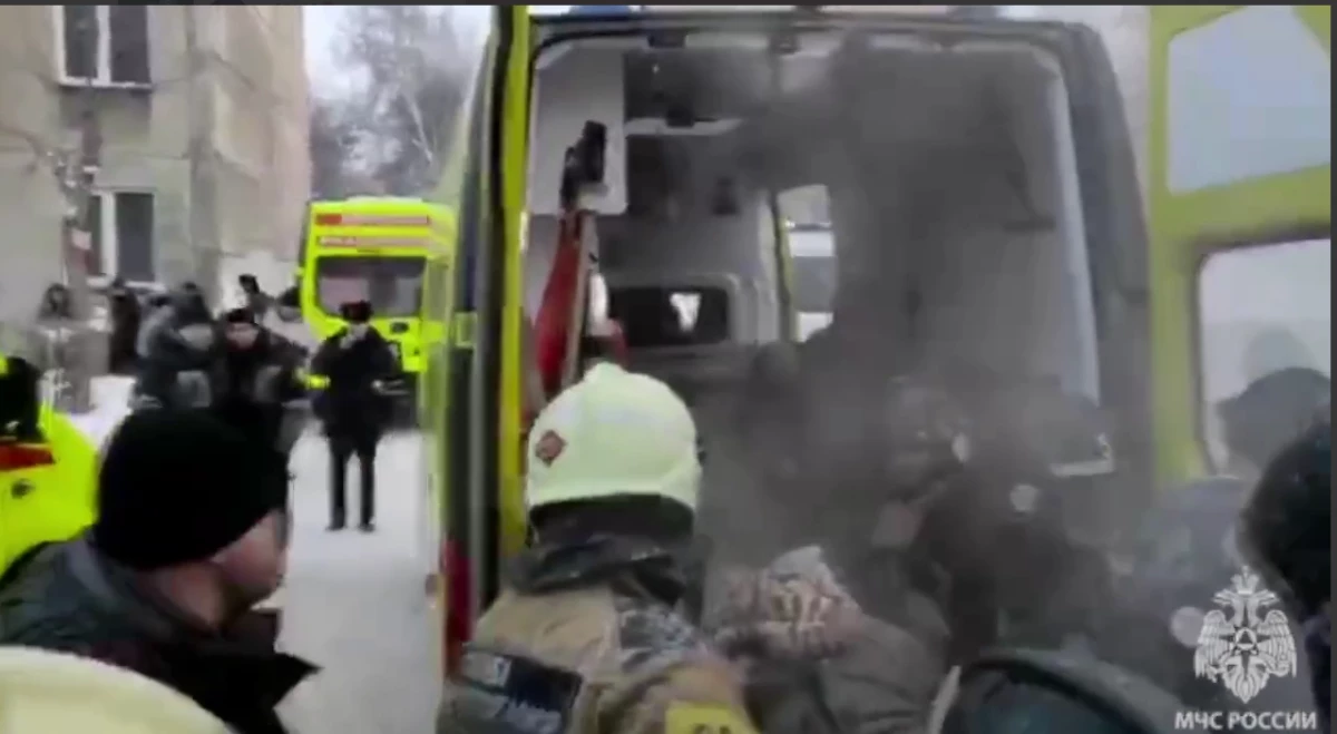 Двух пострадавших от взрыва газа в Новосибирске отправили в отделение реанимации - tvspb.ru