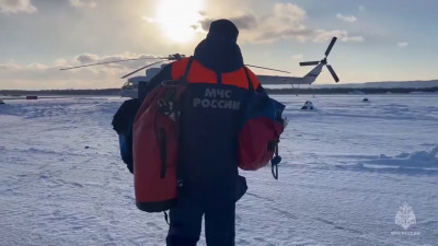 Два человека погибли при крушении вертолета в Сахалинской области