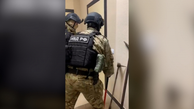 Оперативники нашли мужчину, открывшего стрельбу по водителю на мойке в Кингисеппе