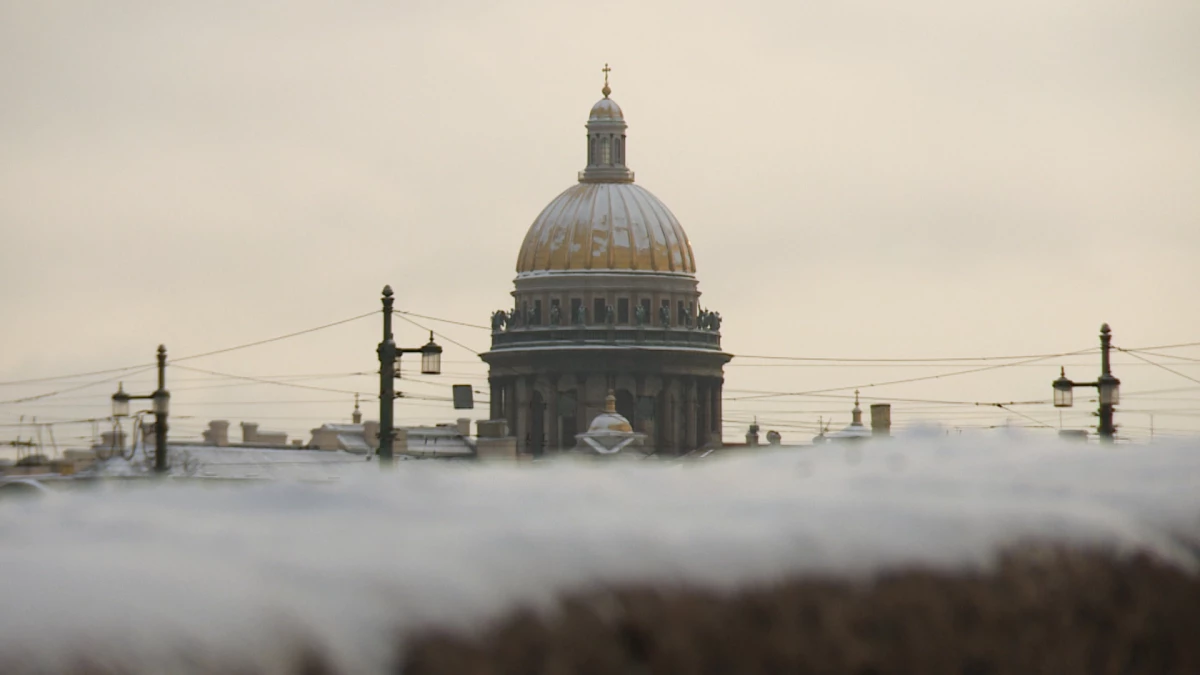 Небольшой снегопад и облачную погоду пообещали петербуржцам в пятницу - tvspb.ru