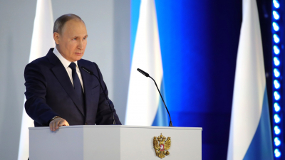Путин предложил увеличить МРОТ еще на 10% с 1 января 2024 года