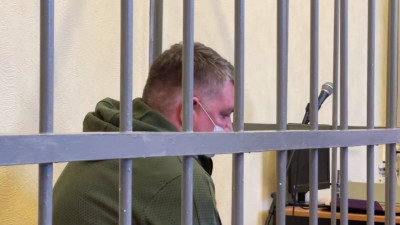 На 3 месяца отправили за решетку чиновника из Ленобласти, пойманного на взятке