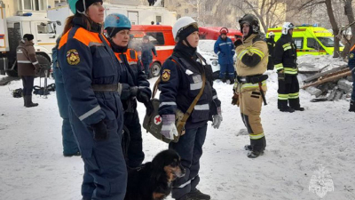 МЧС: Шансы спасти людей из-под завалов в Новосибирске не высоки, но они есть