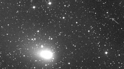 Редкая и нашумевшая: Астрономы засняли сближение двух комет в ночном небе