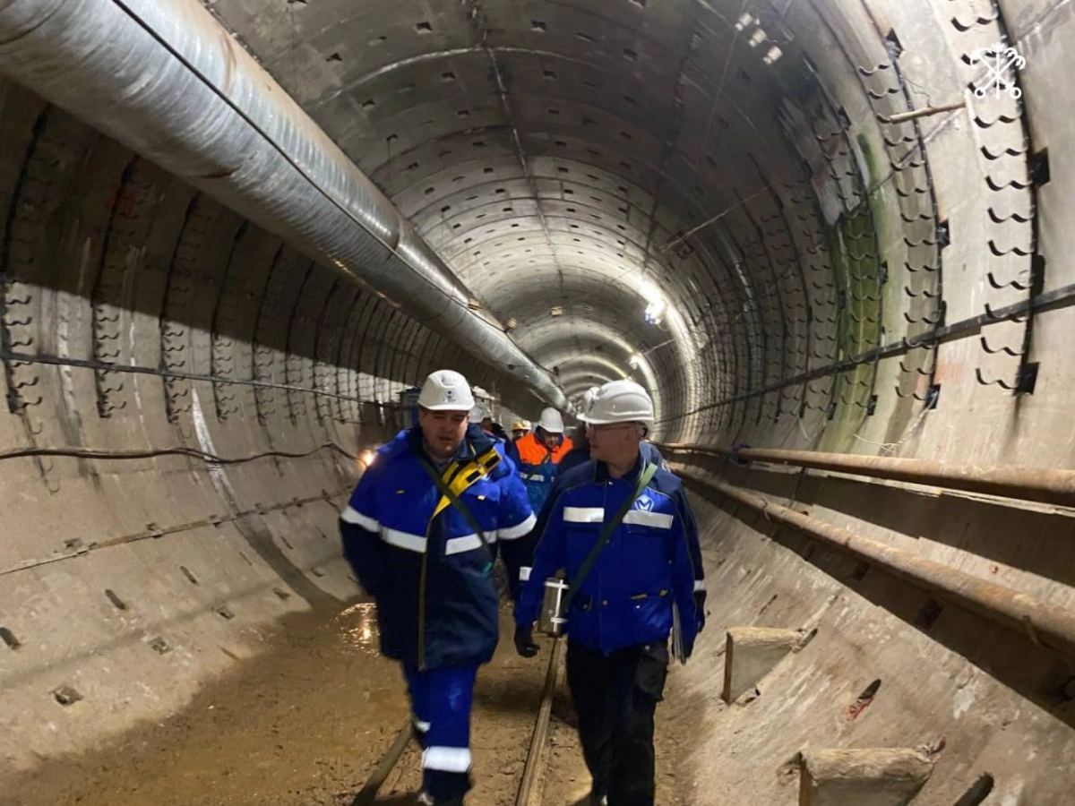 В Петербурге продолжается строительство станций метро «Театральная» и «Горный институт» - tvspb.ru