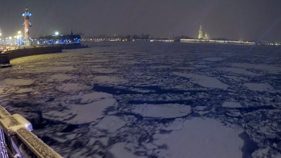 В Петербурге во вторник ожидаются небольшой снег и гололедица