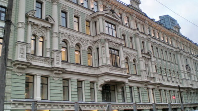 Чешская компания планирует продать ТРК «Невский центр»
