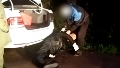 Водителя мусоровоза будут судить за выброшенное в канаву тело до смерти избитого бездомного