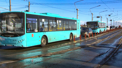 Интервал движения автобусов сократят до минуты после закрытия «Ладожской»